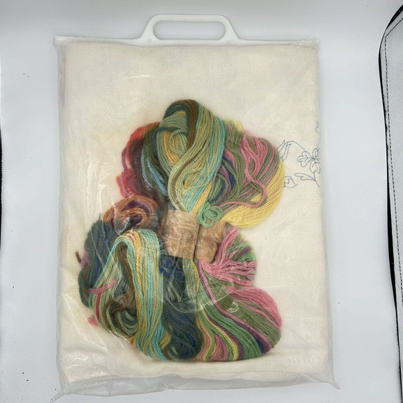 Paragon Wildflowers Afghan Crewel Embroidery Kit 0925 Vintage Needlecraft 53x71 - Picture 7 of 7